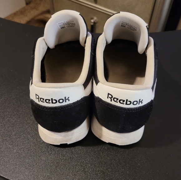 Boys Reebok - Picture 5 of 5